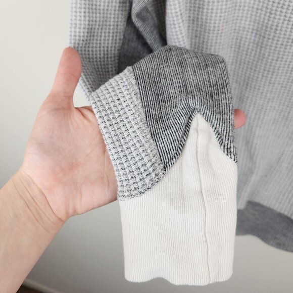 Sol Angeles Gray White Thermal Waffle Knit Long Sleeve Tee sz L *flawed* - Picture 4 of 11